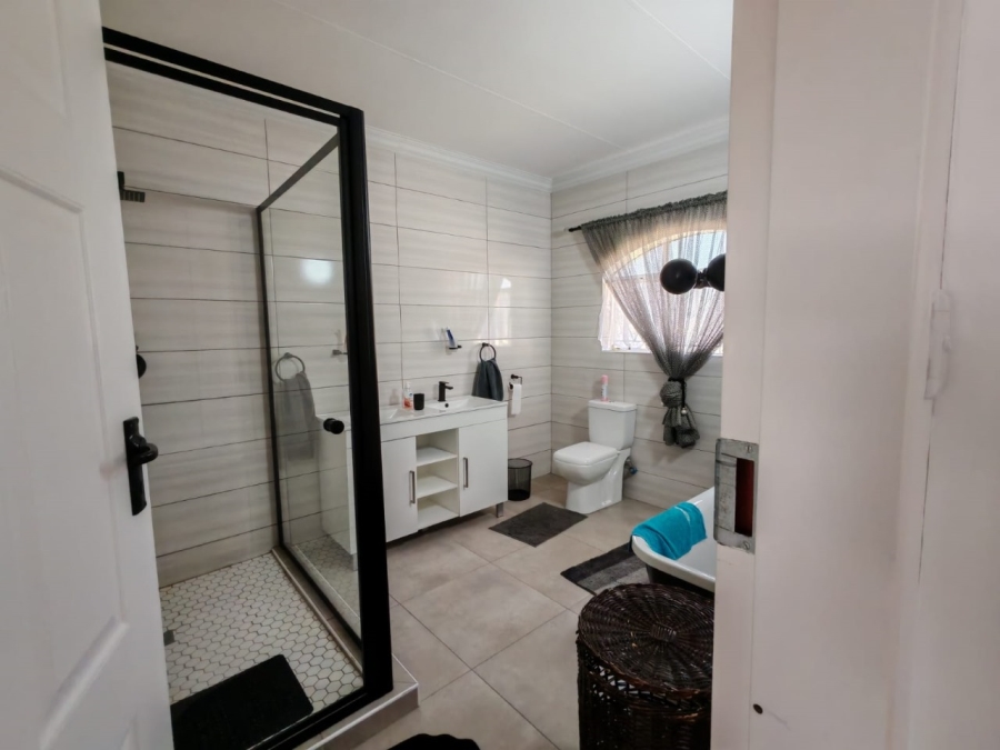 4 Bedroom Property for Sale in Sasolburg Ext 23 Free State